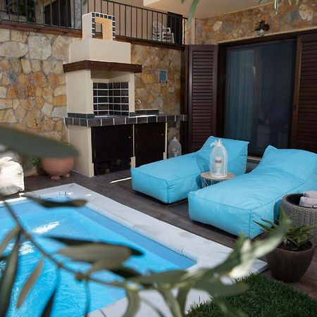 Dandy Villas Nea Roda - Melodic Waves - Private - Pool - Parking - Cellar Экстерьер фото