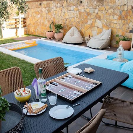 Dandy Villas Nea Roda - Melodic Waves - Private - Pool - Parking - Cellar Экстерьер фото