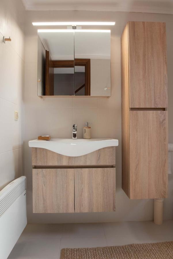 Dandy Villas Nea Roda - Melodic Waves - Private - Pool - Parking - Cellar Экстерьер фото