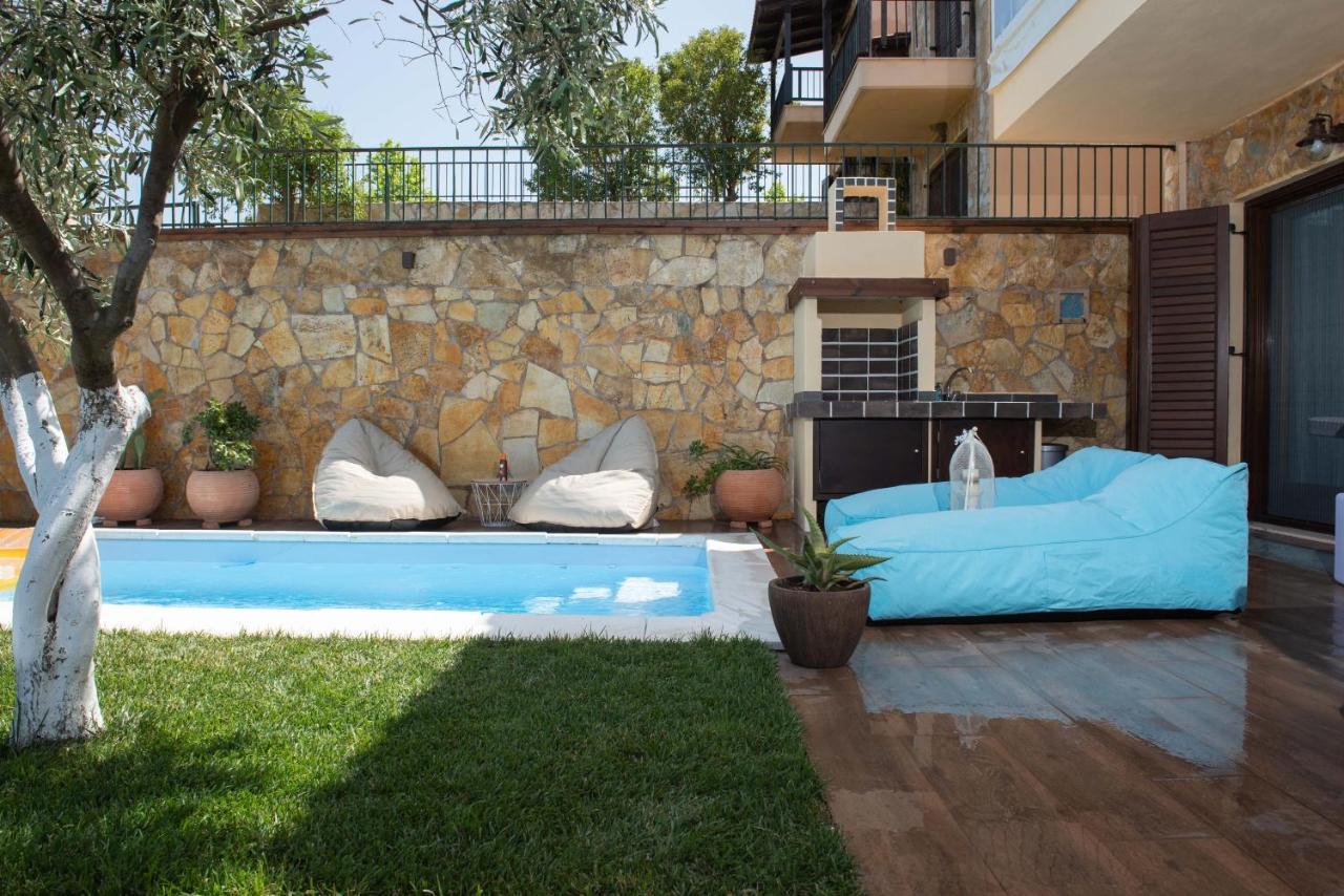 Dandy Villas Nea Roda - Melodic Waves - Private - Pool - Parking - Cellar Экстерьер фото