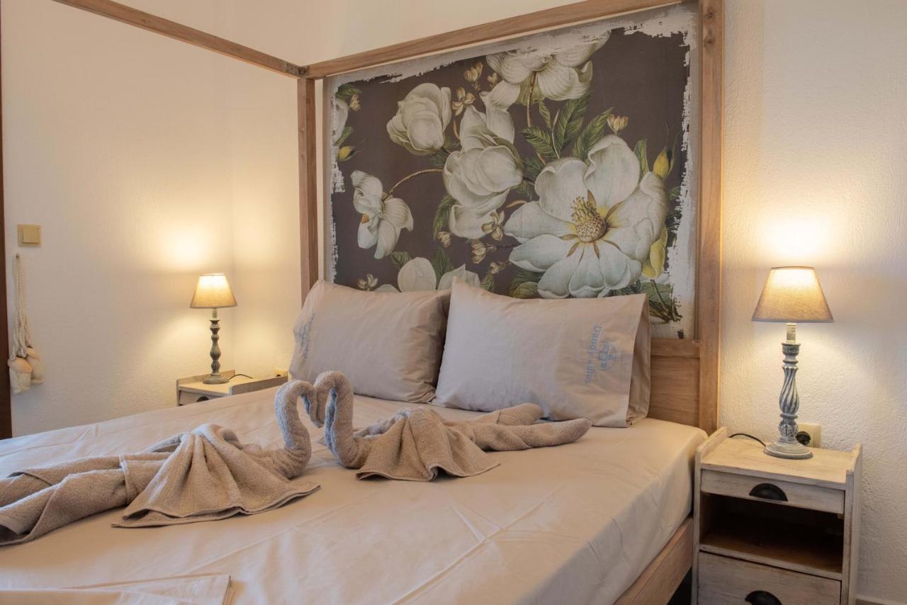 Dandy Villas Nea Roda - Melodic Waves - Private - Pool - Parking - Cellar Экстерьер фото