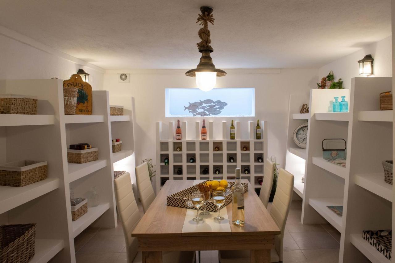 Dandy Villas Nea Roda - Melodic Waves - Private - Pool - Parking - Cellar Экстерьер фото